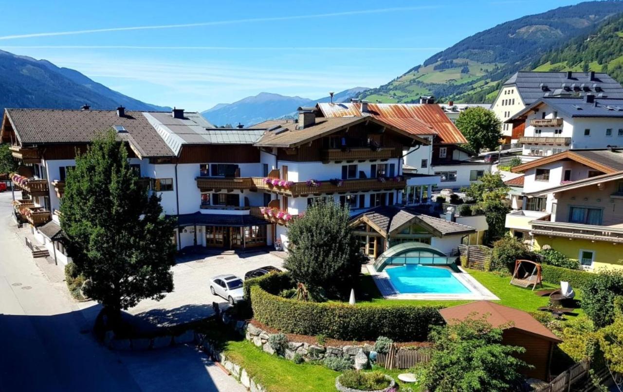 Hotel In The Heart Of The Alps Uttendorf Buitenkant foto